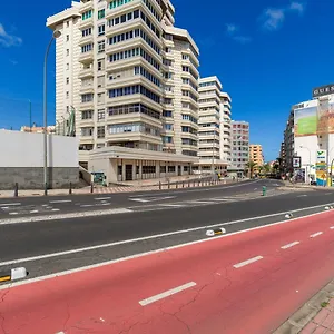 Bright Townhouse - Views - 5 Min Walk To The , Las Palmas de Gran Canaria España